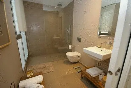 Hotel Living Valencia-vitoria